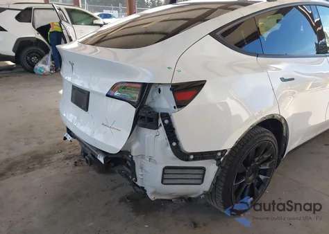 2021 Tesla Model Y Long Range Dual Motor All-Wheel Drive из США, поврежденный, VIN 5YJYGDEE6MF138868
